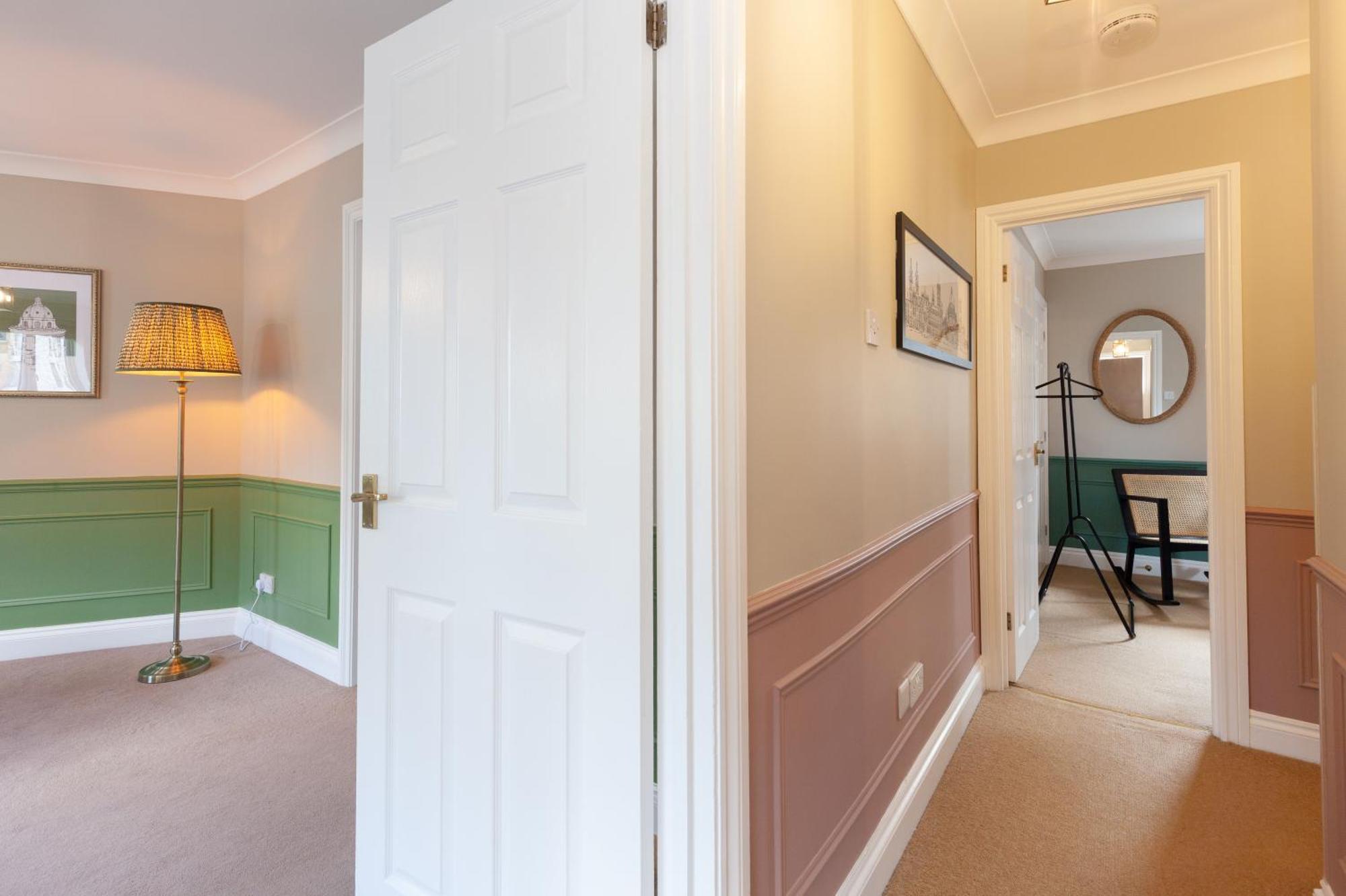 A Gem Nestled In The Heart Of Oxford With Parking! Apartment Exterior foto